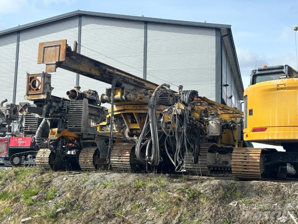 Klemm KR 807 - 5 Pæle- og rammemaskiner