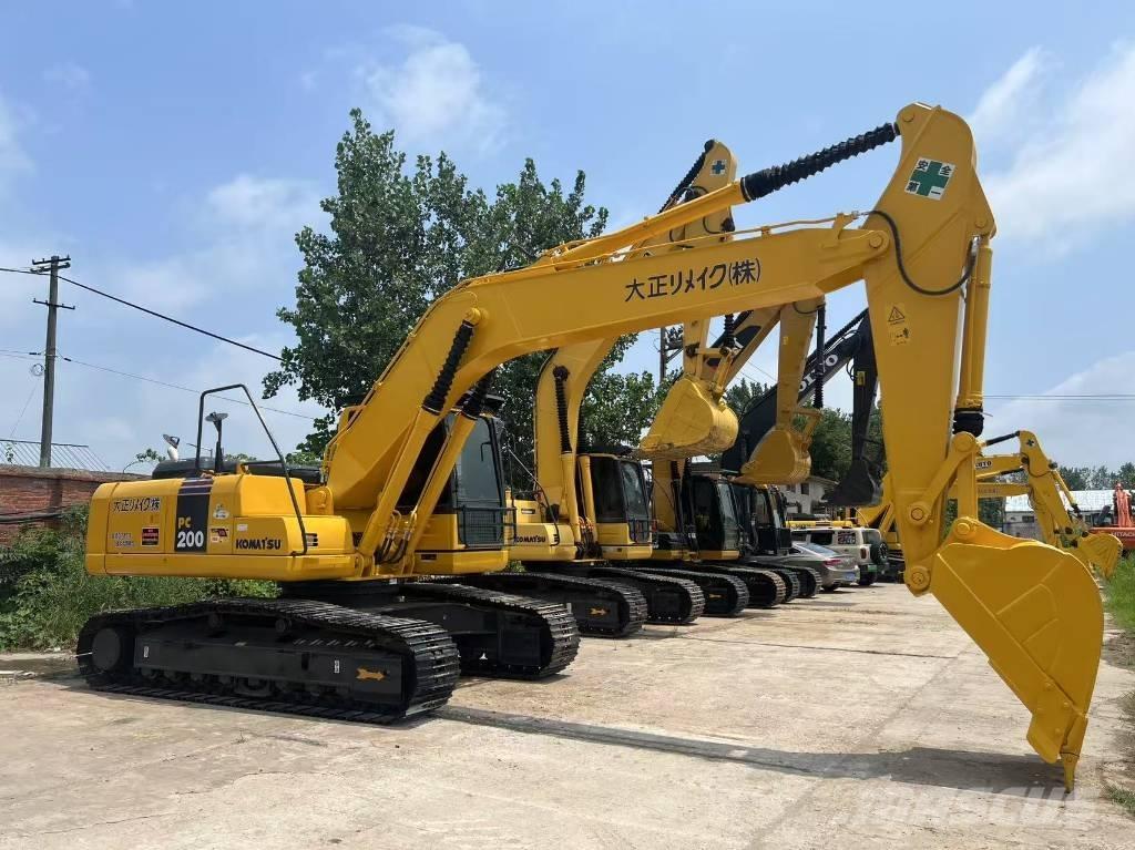 Komatsu PC200-7 Gravemaskiner på larvebånd
