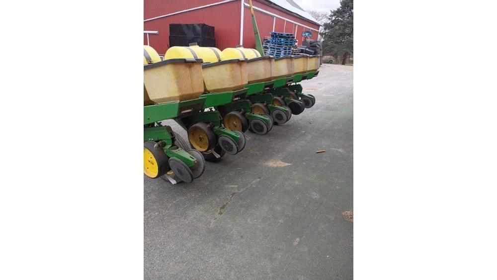 John Deere 7000 Plantemaskiner