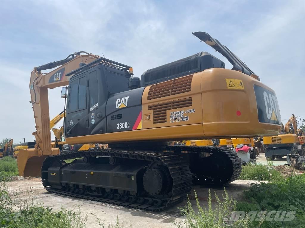 CAT 330D2 Gravemaskiner på larvebånd