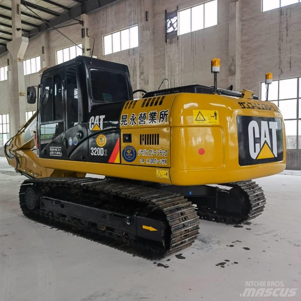CAT 320 D2 Gravemaskiner på larvebånd