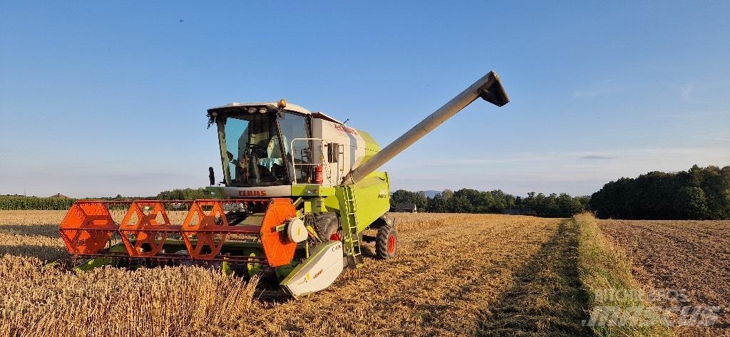 CLAAS Avero 240 Mejetærskere
