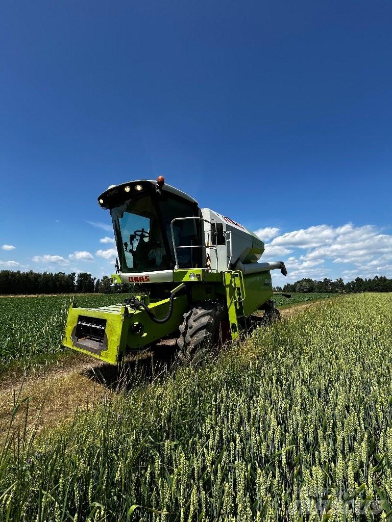 CLAAS Avero 240 Mejetærskere