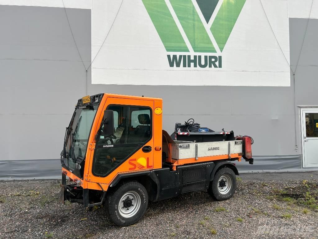 Ladog T1400 Hjælpemaskiner