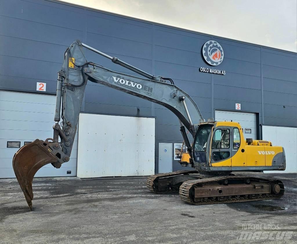 Volvo EC 240 LC Gravemaskiner på larvebånd