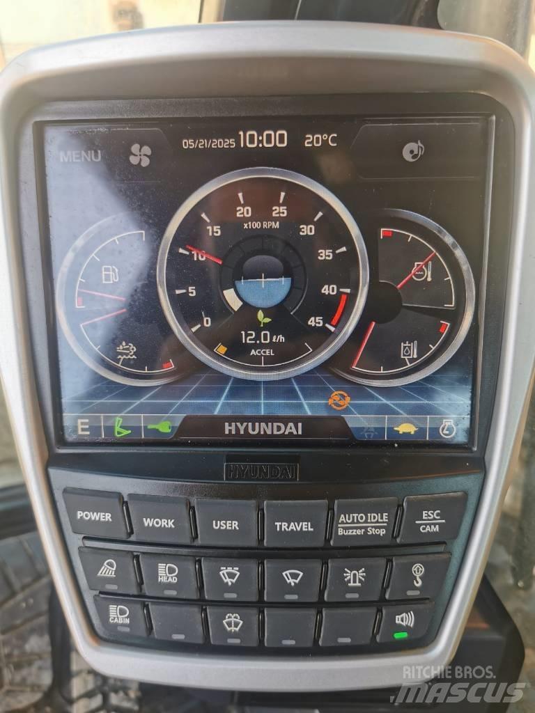 Hyundai HX 260 NL Gravemaskiner på larvebånd