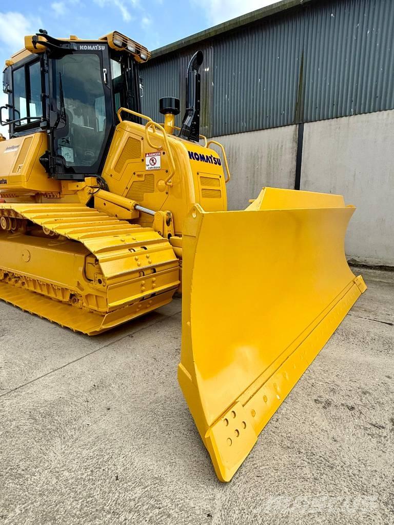 Komatsu D 61 PXi-24 Bulldozer på larvebånd