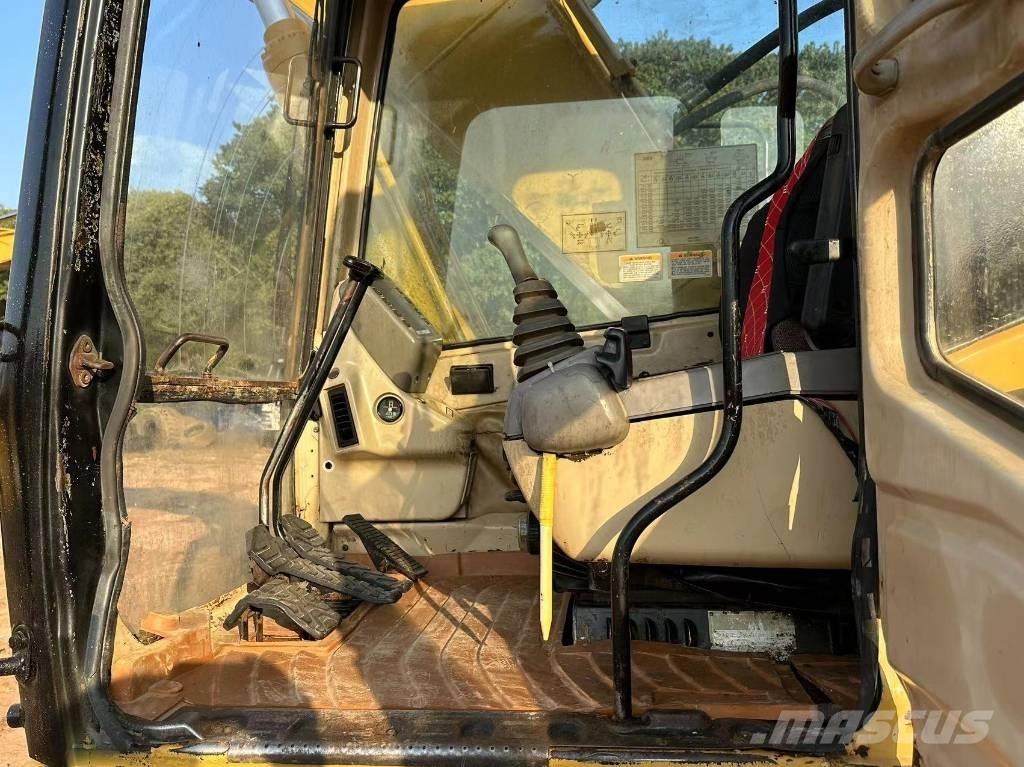 CAT 320B Gravemaskiner på larvebånd