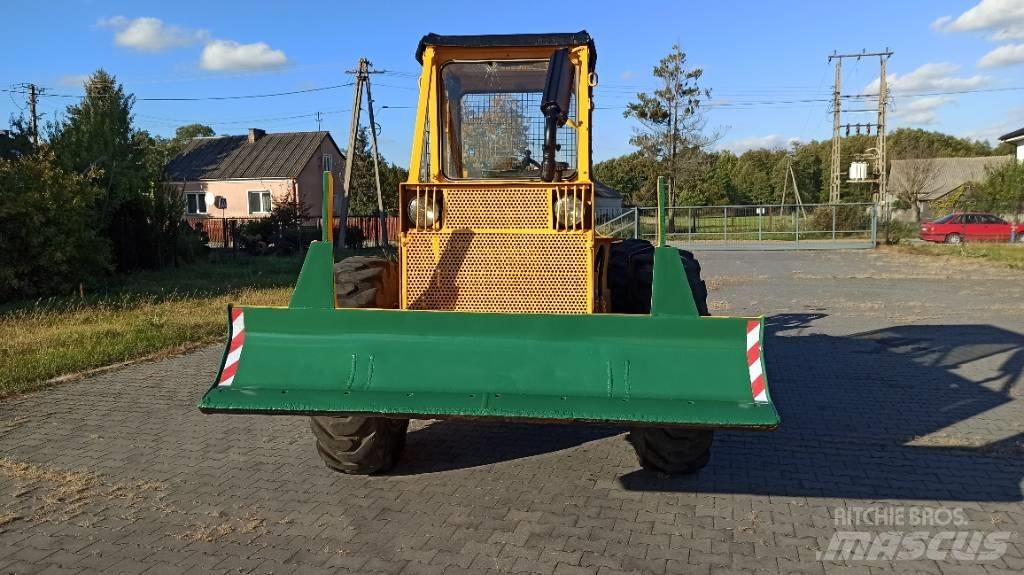 LKT 81 Udslæbningstraktorer