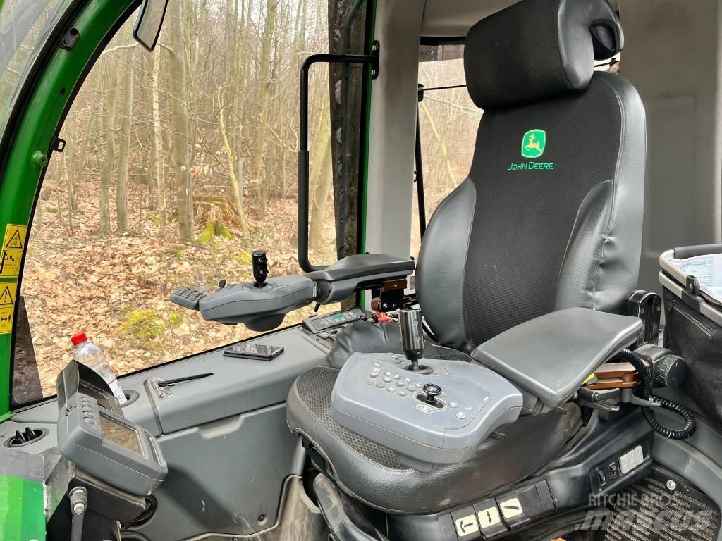 John Deere 1210 E Udkørselsmaskiner
