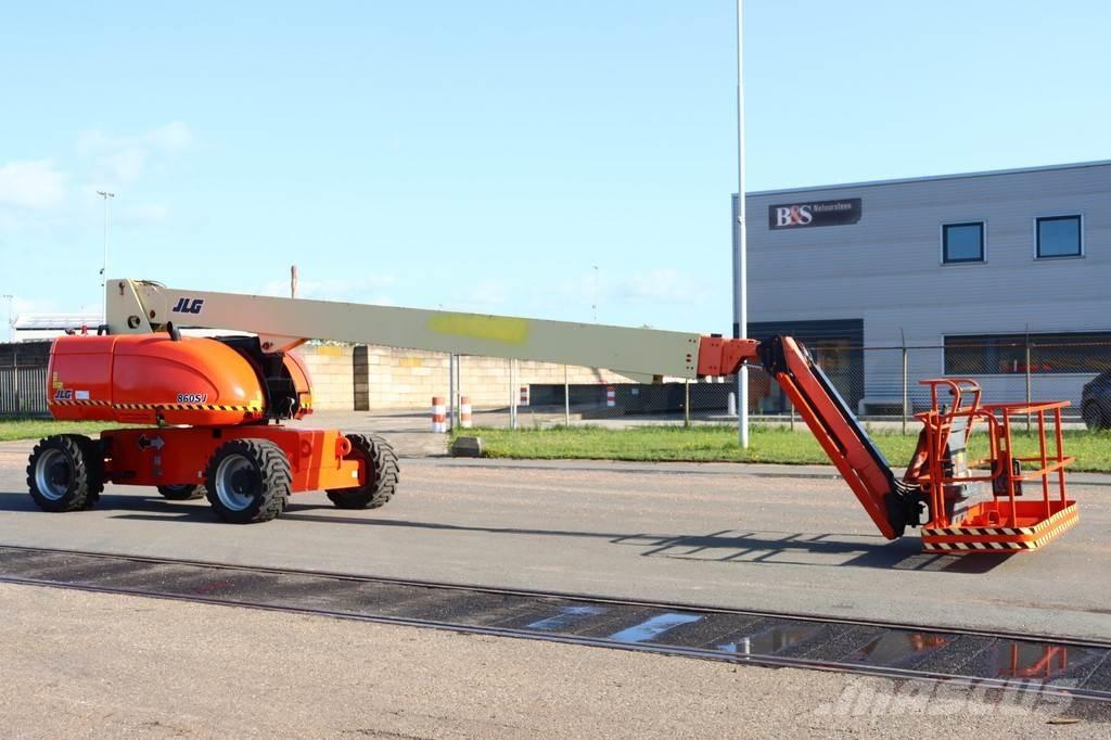 JLG 860SJ Teleskoplifte