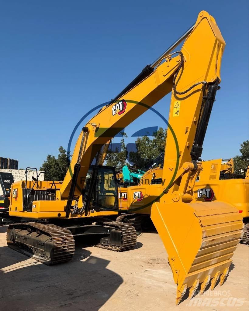 CAT 330 Gravemaskiner på larvebånd