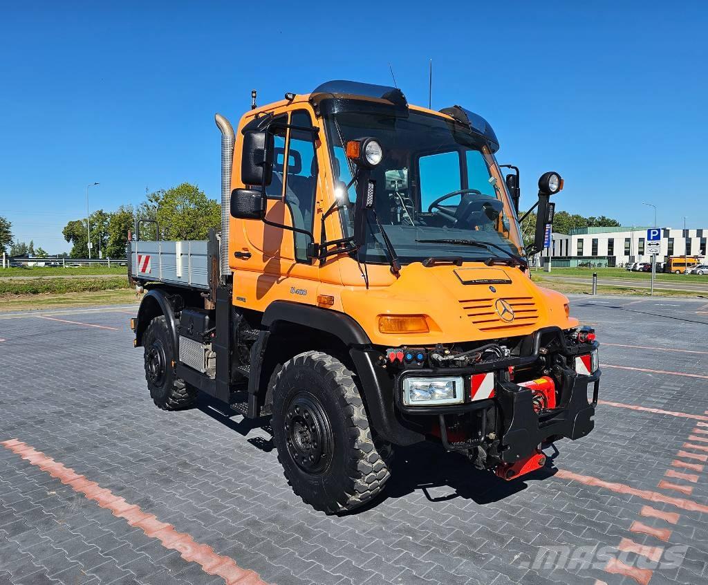 Unimog U400 Skip loader