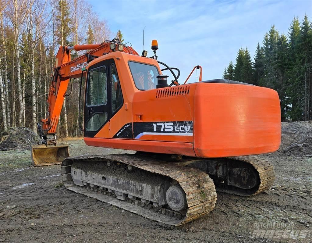 Daewoo S175LC-V Gravemaskiner på larvebånd