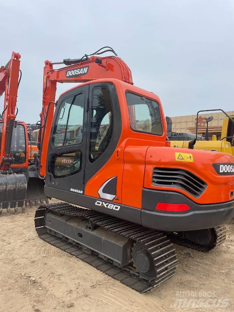 Doosan DX80 Midi-gravemaskiner 7t - 12t
