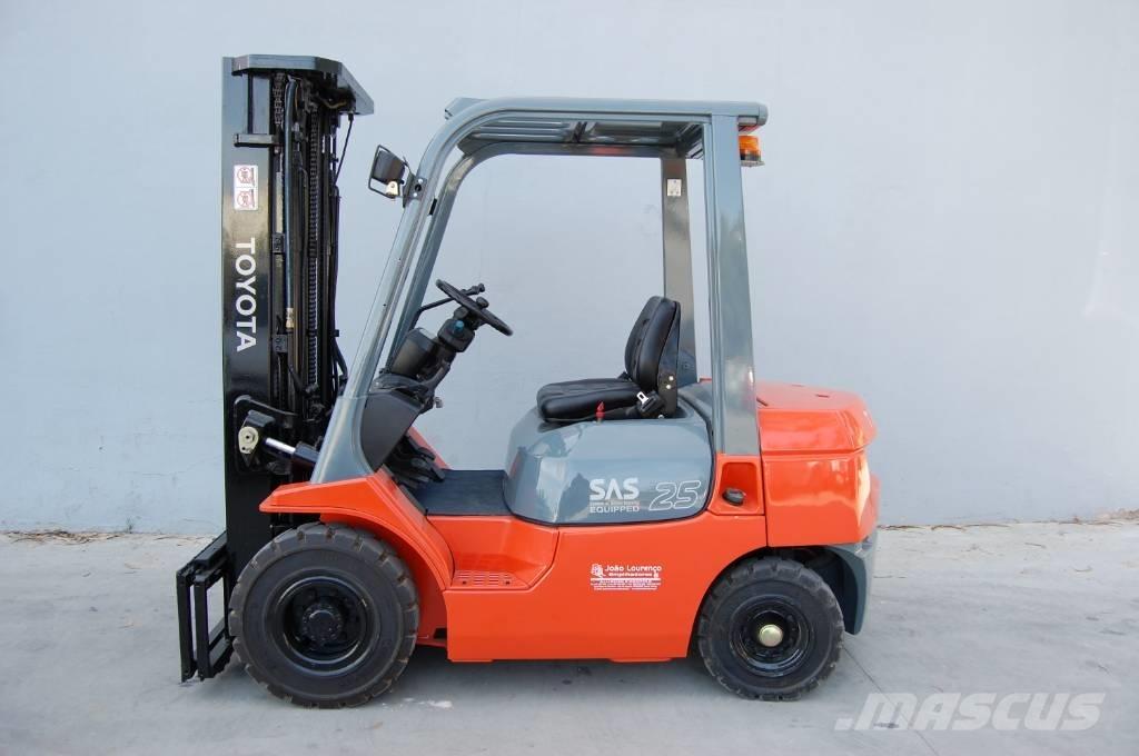Toyota 7 FD 25 Diesel gaffeltrucks
