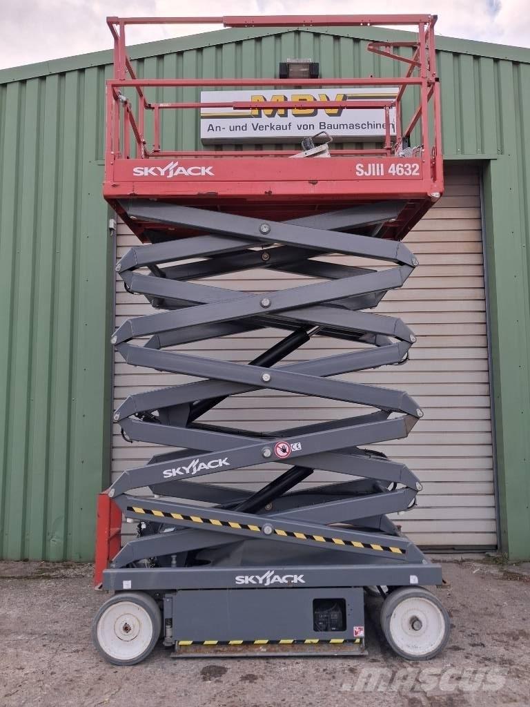 SkyJack SJ III 4632 Saxlifte