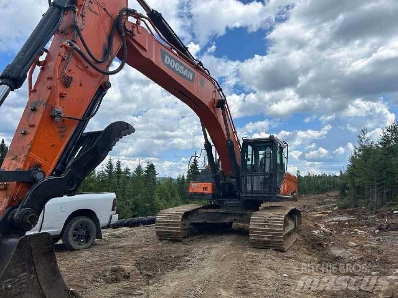 Doosan DX 350 LC Gravemaskiner på larvebånd