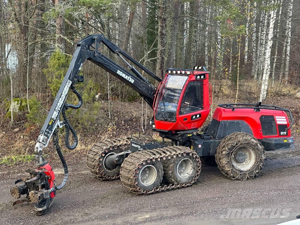 Komatsu 911 Skovningsmaskiner