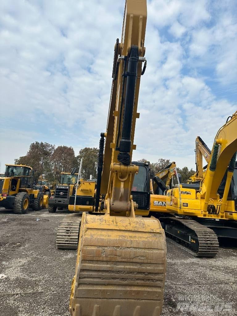 CAT 320 D2 Gravemaskiner på larvebånd