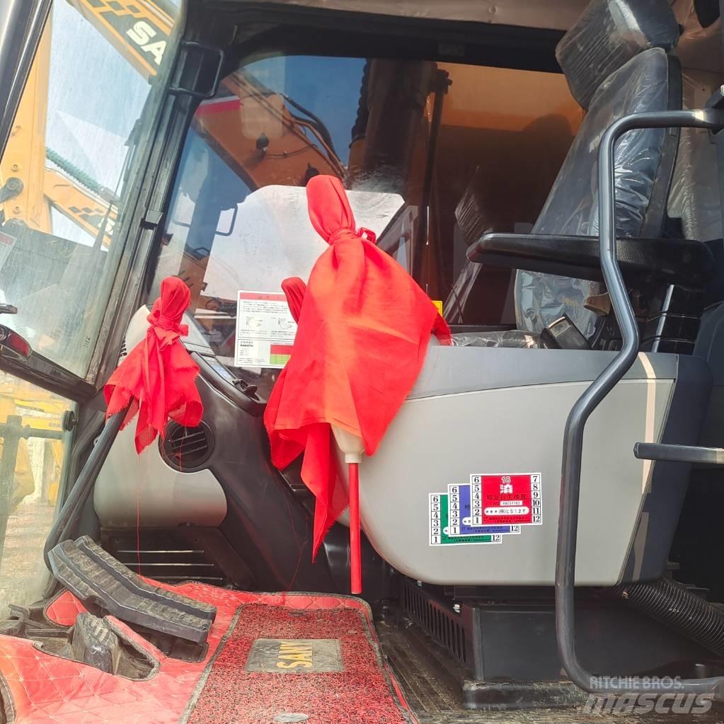 Komatsu PC 200-8 Gravemaskiner på larvebånd