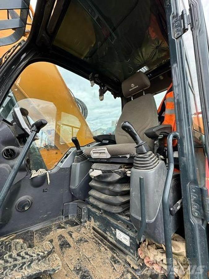Hyundai HX235 LCR Special gravemaskiner