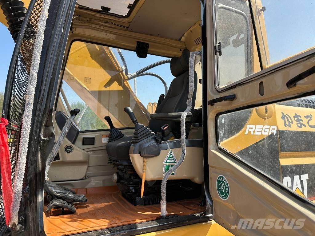 CAT 320BL Gravemaskiner på larvebånd