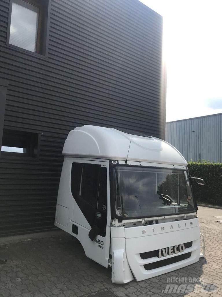 Iveco Stralis AT Kabiner og interiør