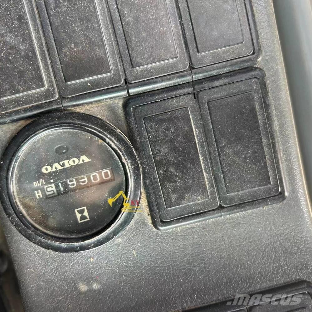 Volvo 290 Gravemaskiner på larvebånd