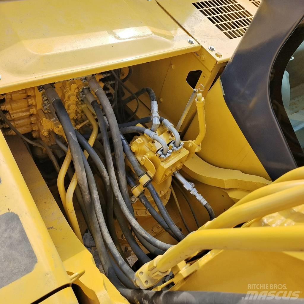 Komatsu PC300 Gravemaskiner på larvebånd