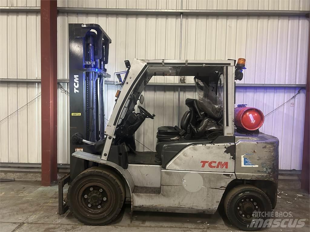 TCM J1F4A40LQ LPG gaffeltrucks