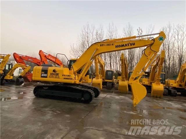 Komatsu PC200-7 Gravemaskiner på larvebånd