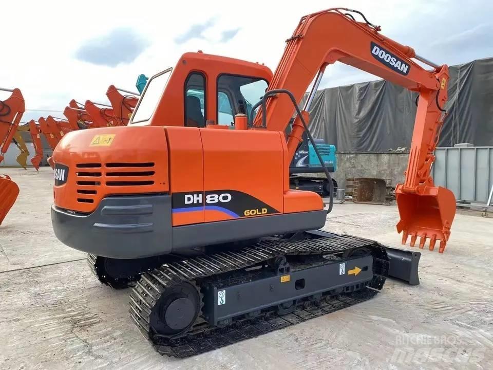 Doosan DH80 Gravemaskiner på larvebånd