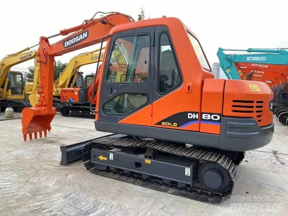 Doosan DH80 Gravemaskiner på larvebånd