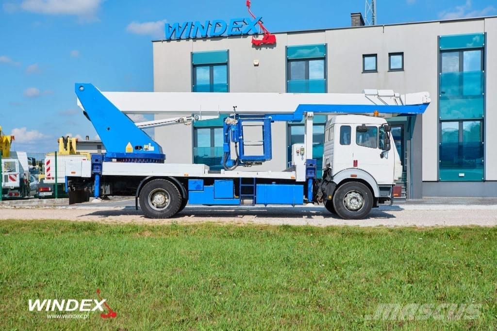 Wumag WT 440 Lastbilmonterede lifte