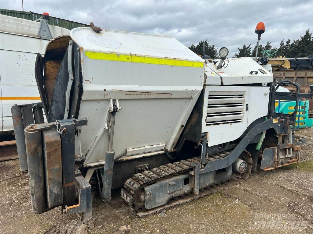 Bomag BF 223 C Asfaltudlæggere