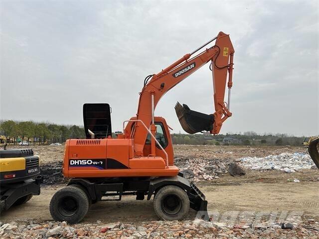 Doosan DH150W Gravemaskiner på hjul