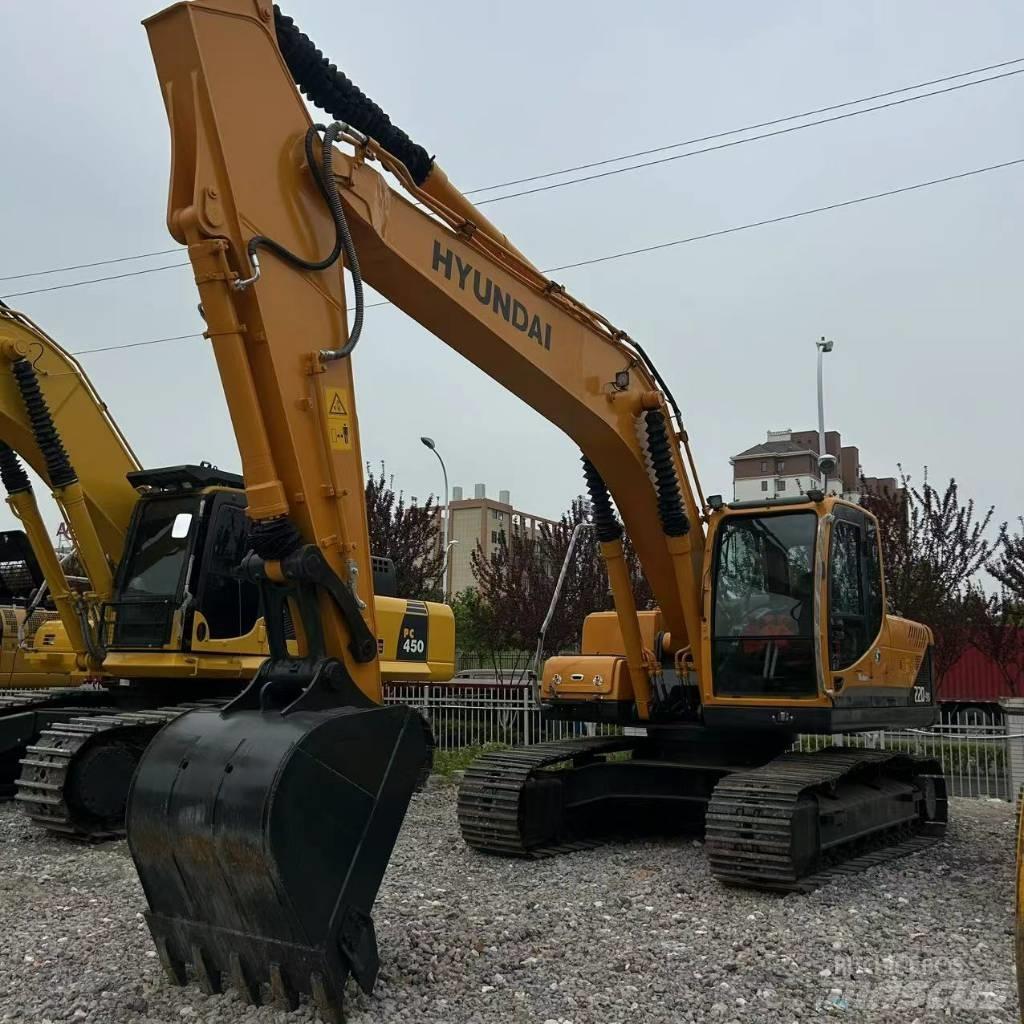 Hyundai 220-9s Gravemaskiner på larvebånd