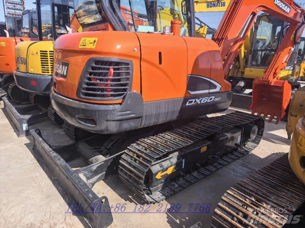 Doosan DX60 Gravemaskiner på larvebånd