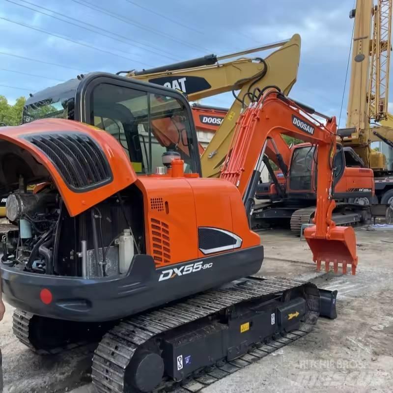 Doosan DX55 Gravemaskiner på larvebånd