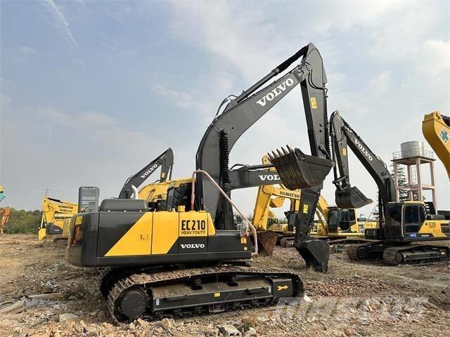 Volvo EC210B Gravemaskiner på larvebånd
