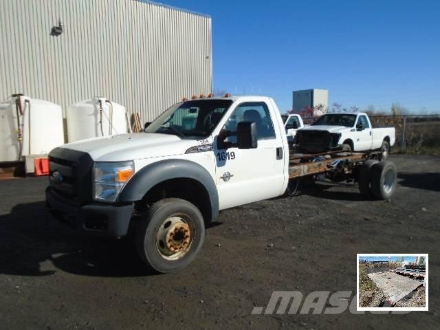 Ford F 550 Lastbil med lad/Flatbed