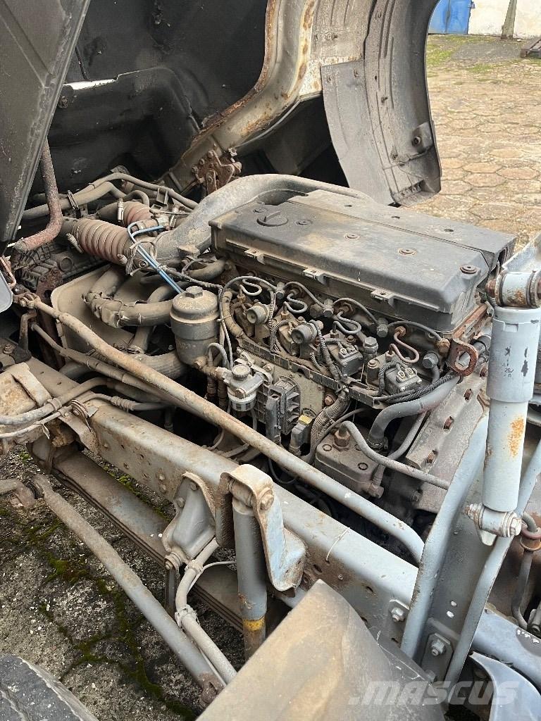 Mercedes-Benz 814 Lastbil med lad/Flatbed