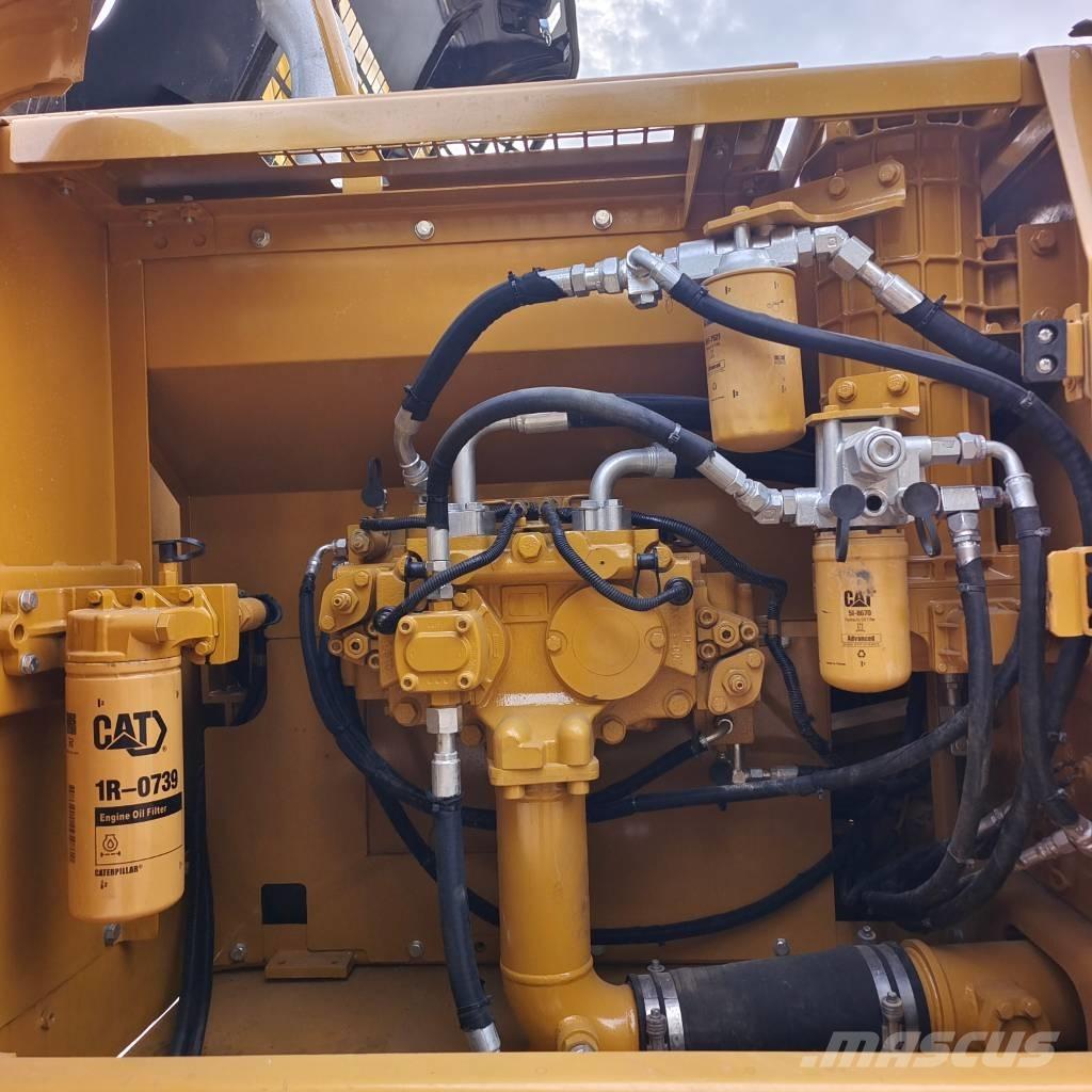 CAT 324 D2L Gravemaskiner på larvebånd