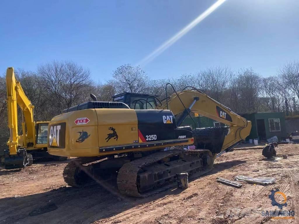 CAT 325D Gravemaskiner på larvebånd