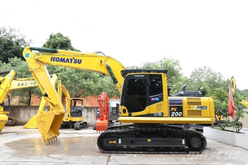 Komatsu PC 200-8 Minigravemaskiner