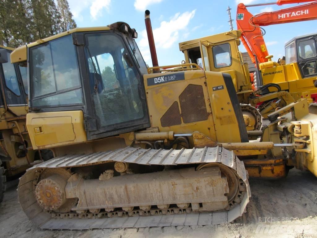 CAT D5K Bulldozer på larvebånd