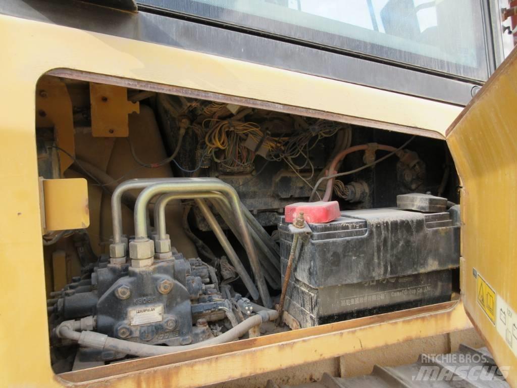 CAT D5K Bulldozer på larvebånd