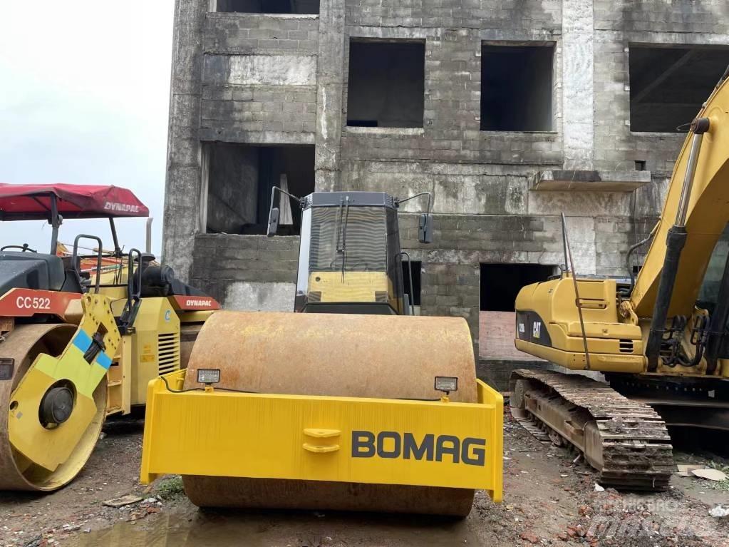 Bomag BW 217 Enkelt tromle