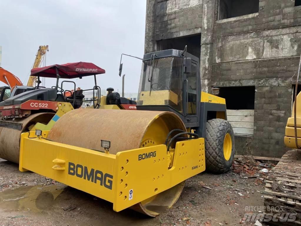 Bomag BW 217 Enkelt tromle